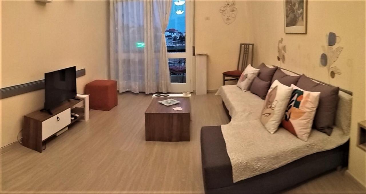 G & G Guesthouse II Едеса Екстер'єр фото